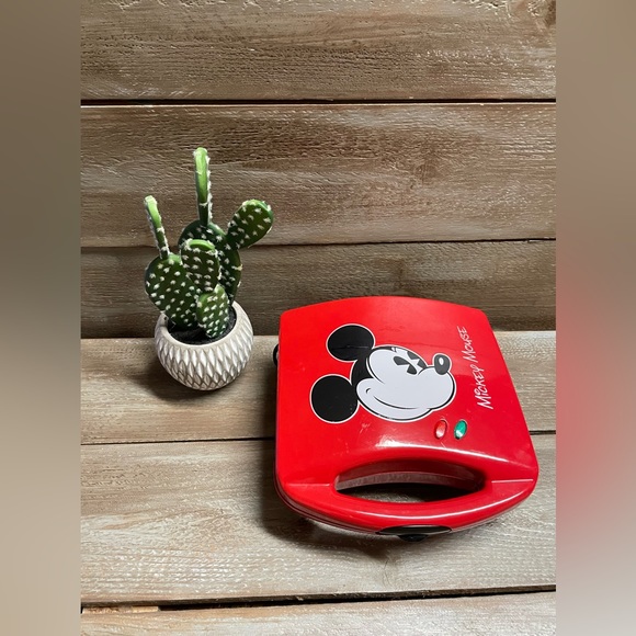 Disney Kitchen Disney Kitchen Mickey Mouse Sandwich Maker Grill